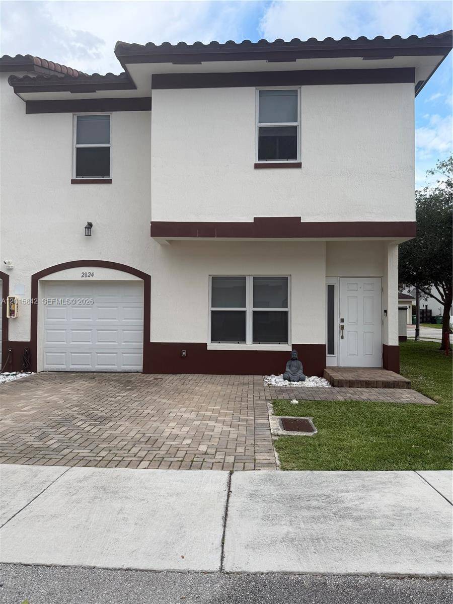 2824 SW 145th CtMiami - MILLENNIUM TOWNHOMES COND condo unit 2824 - picture