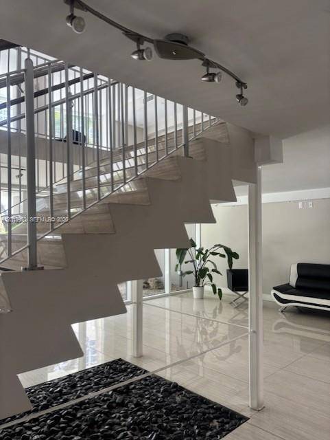 601 NE 23rd StMiami - 23 BISCAYNE BAY CONDO condo unit 707 - picture