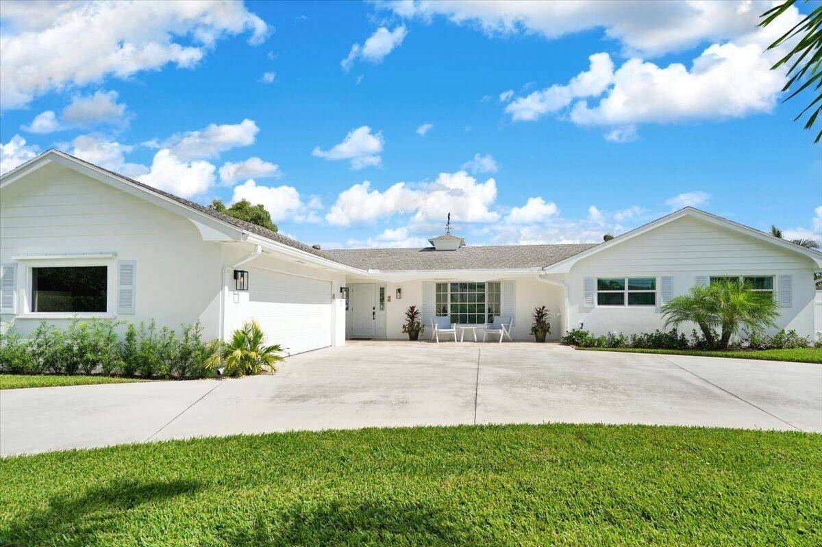 76 W FairviewTequesta - picture