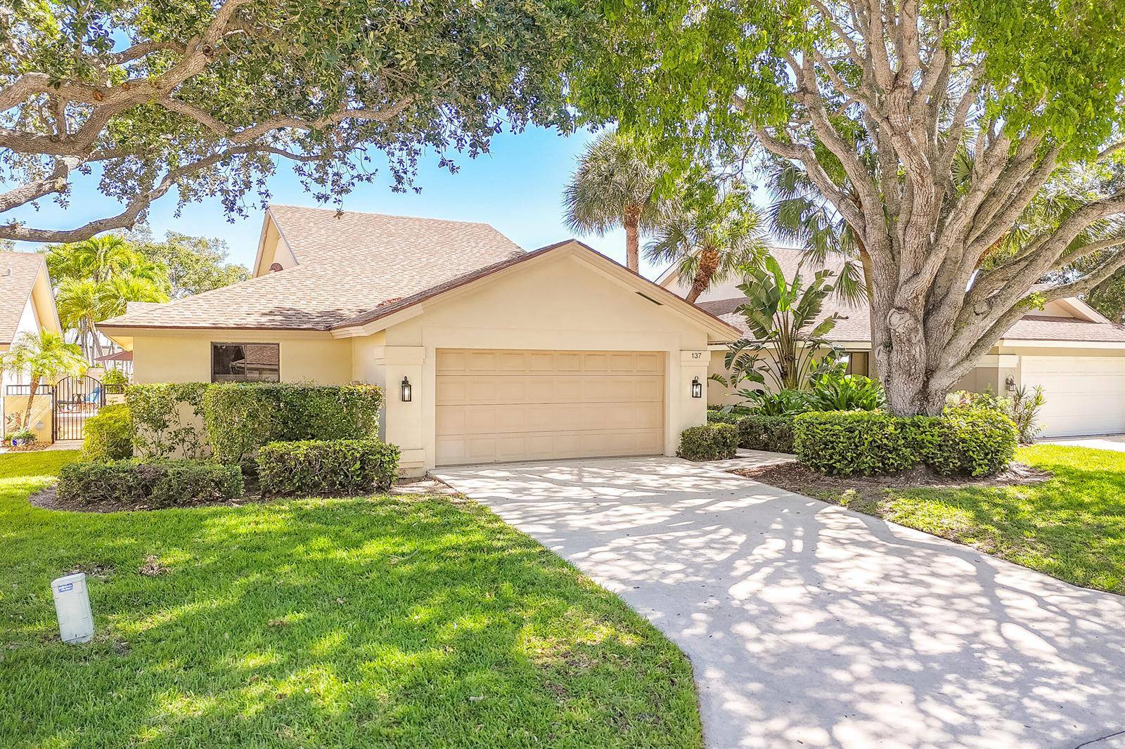 137 HarboursideJupiter - picture