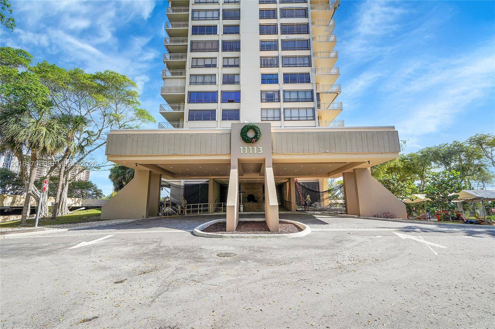 11113 Biscayne BlvdMiami - JOCKEY CLUB III CONDO condo unit 255 - picture