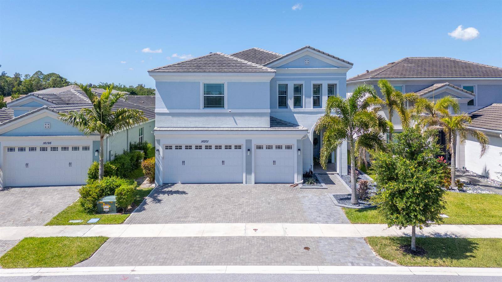 16201 MelogoldWestlake - picture