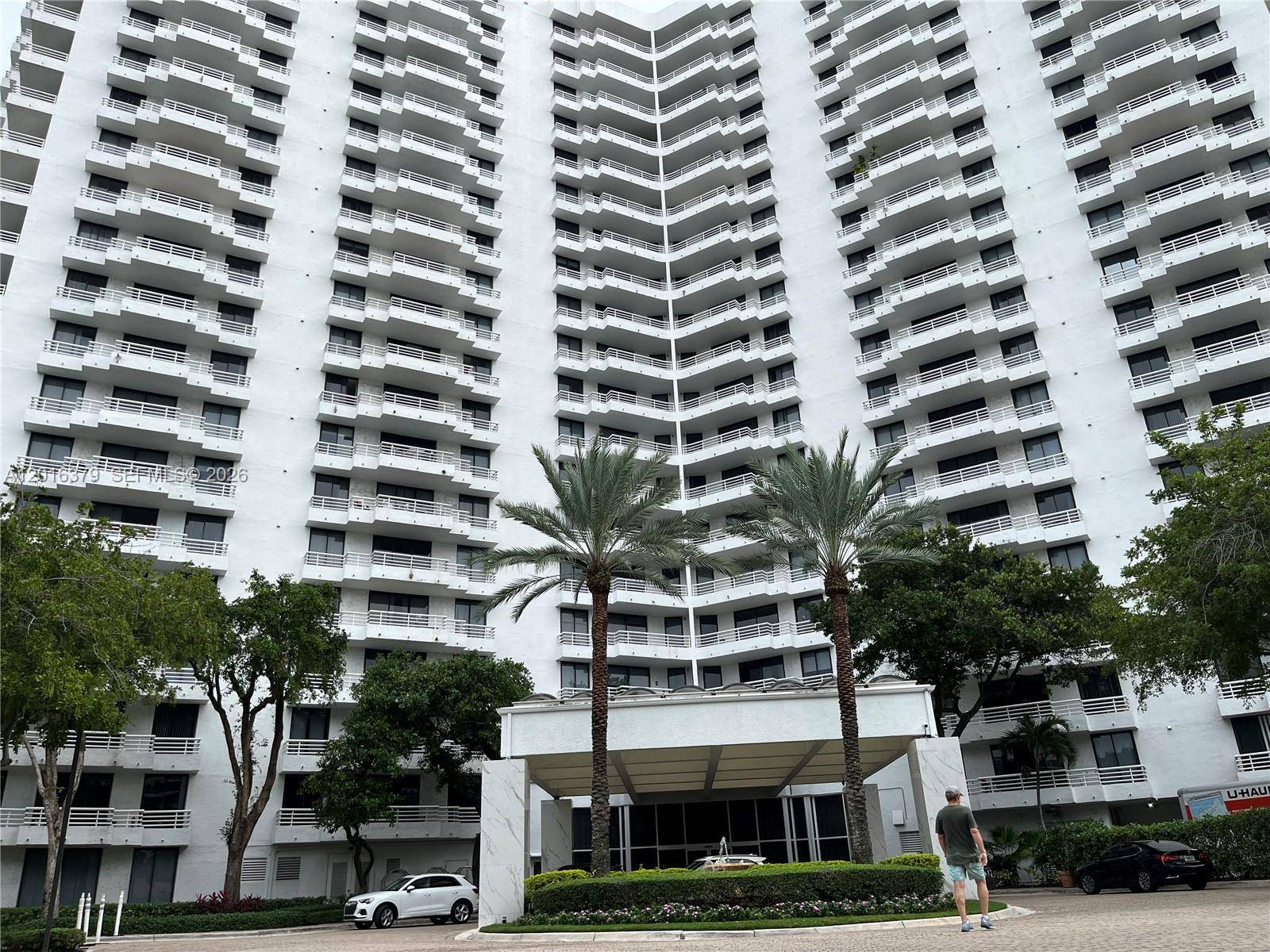 3300 NE 192nd StAventura - PARC CENTRAL AVENTURA EAS condo unit 206 - picture