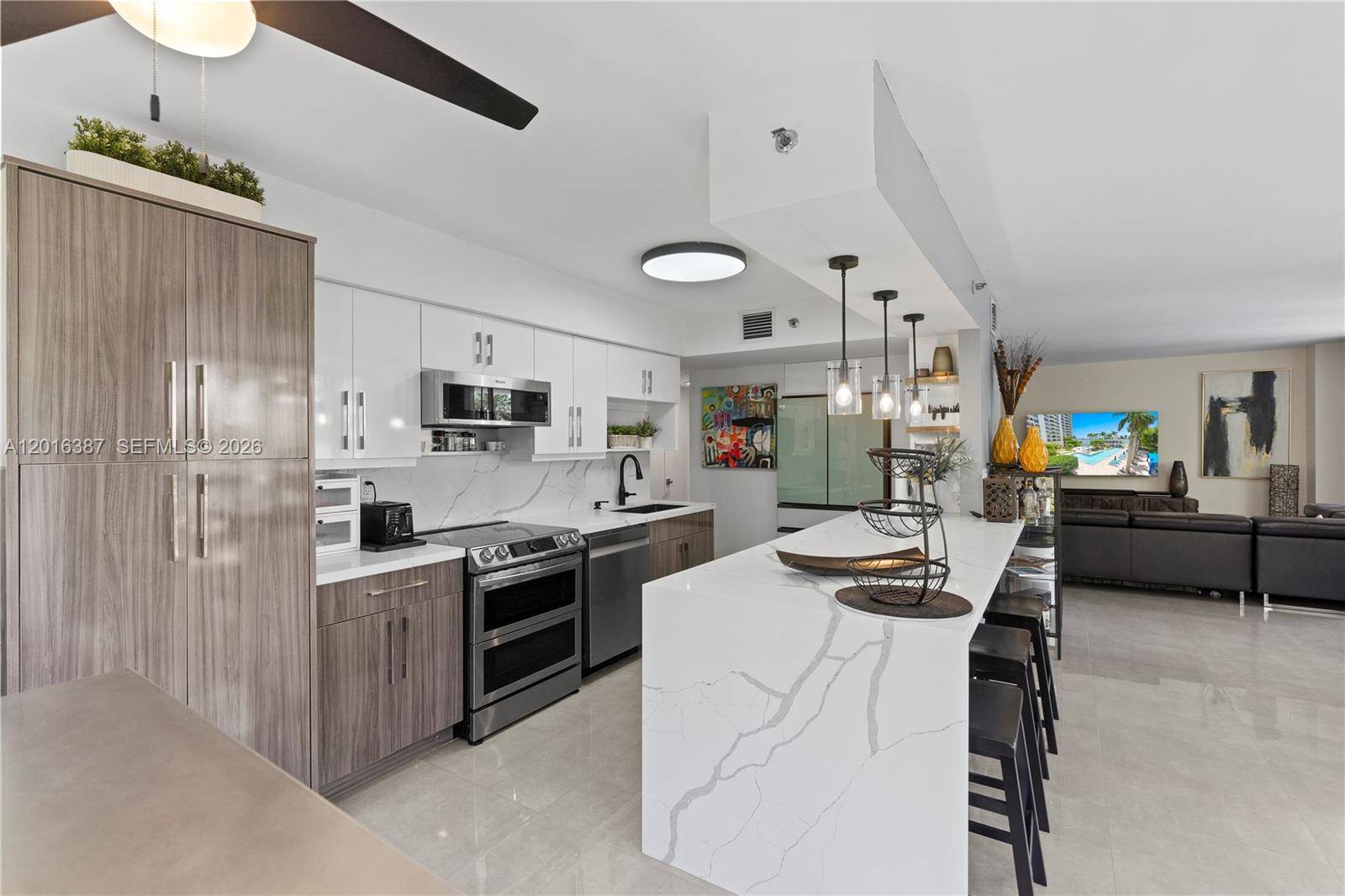 3600 Mystic Pointe DrAventura - MYSTIC POINTE CONDO NO ON,MYSTIC POINTE condo unit 306 - picture