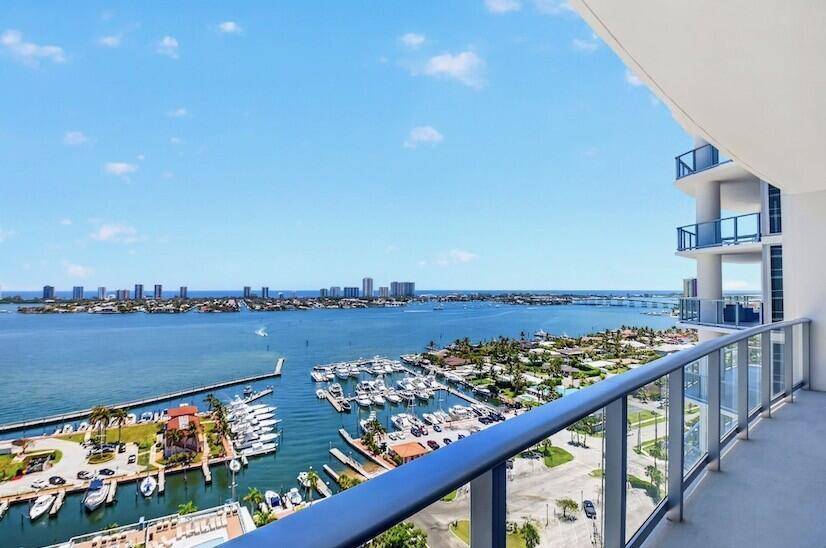 220 Lake ShoreLake Park - NAUTILUS 220 condo unit 1808 - picture