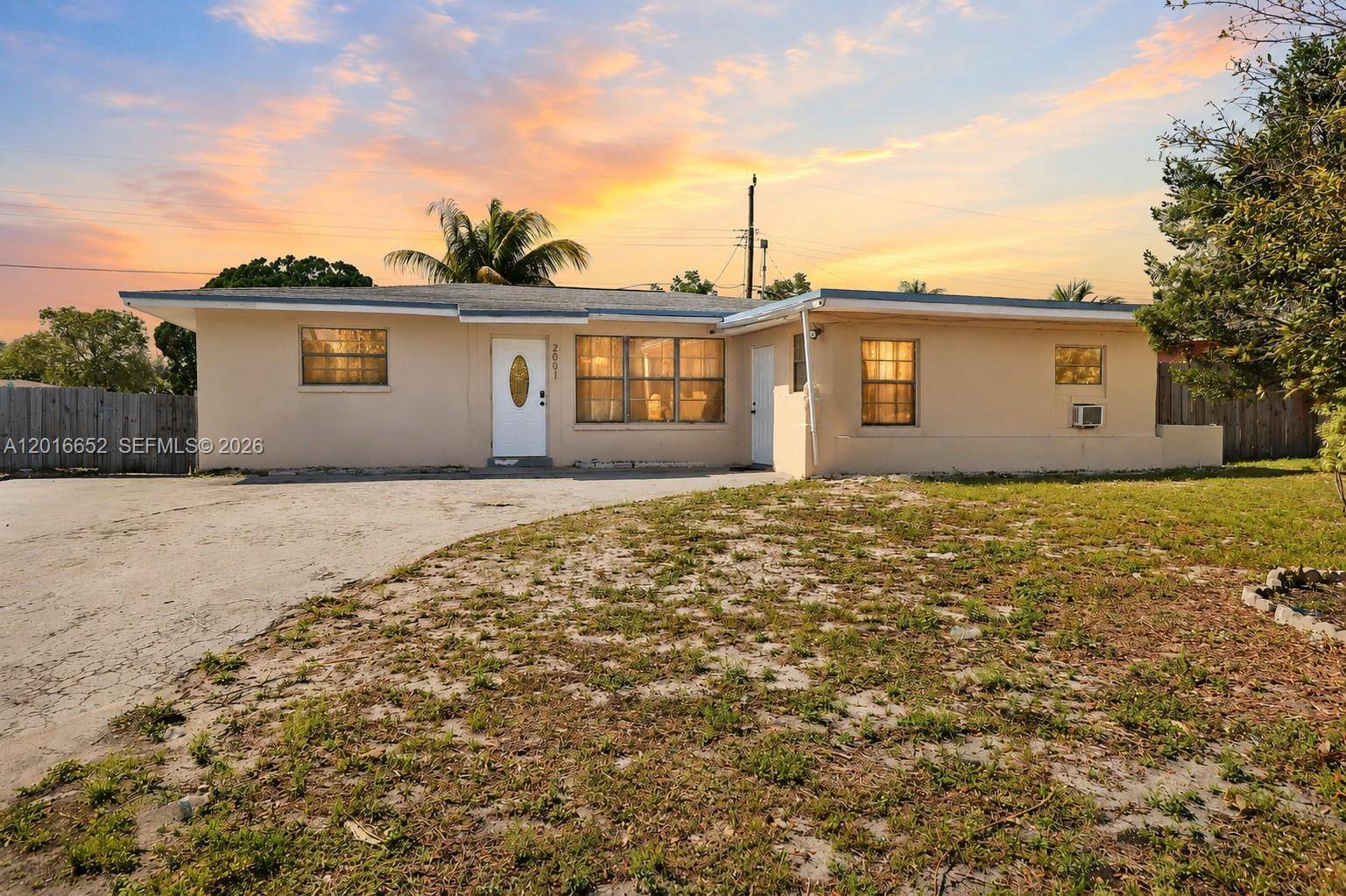 2001 NE 1st AvePompano Beach - Single Family-Annual,House condo unit 1 - picture