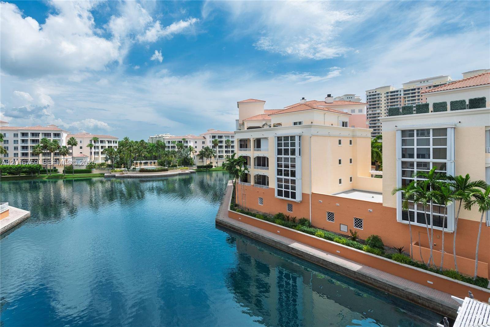 737 Crandon BlvdKey Biscayne - LAKE VILLA TWO CONDO,The Ocean Club condo unit 402 - picture
