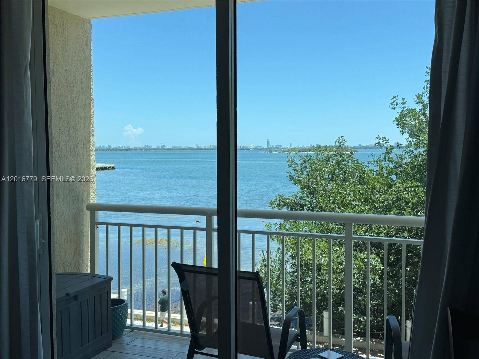 2000 N Bayshore DrMiami - Condo 5+ Stories,Condo condo unit 220 - picture