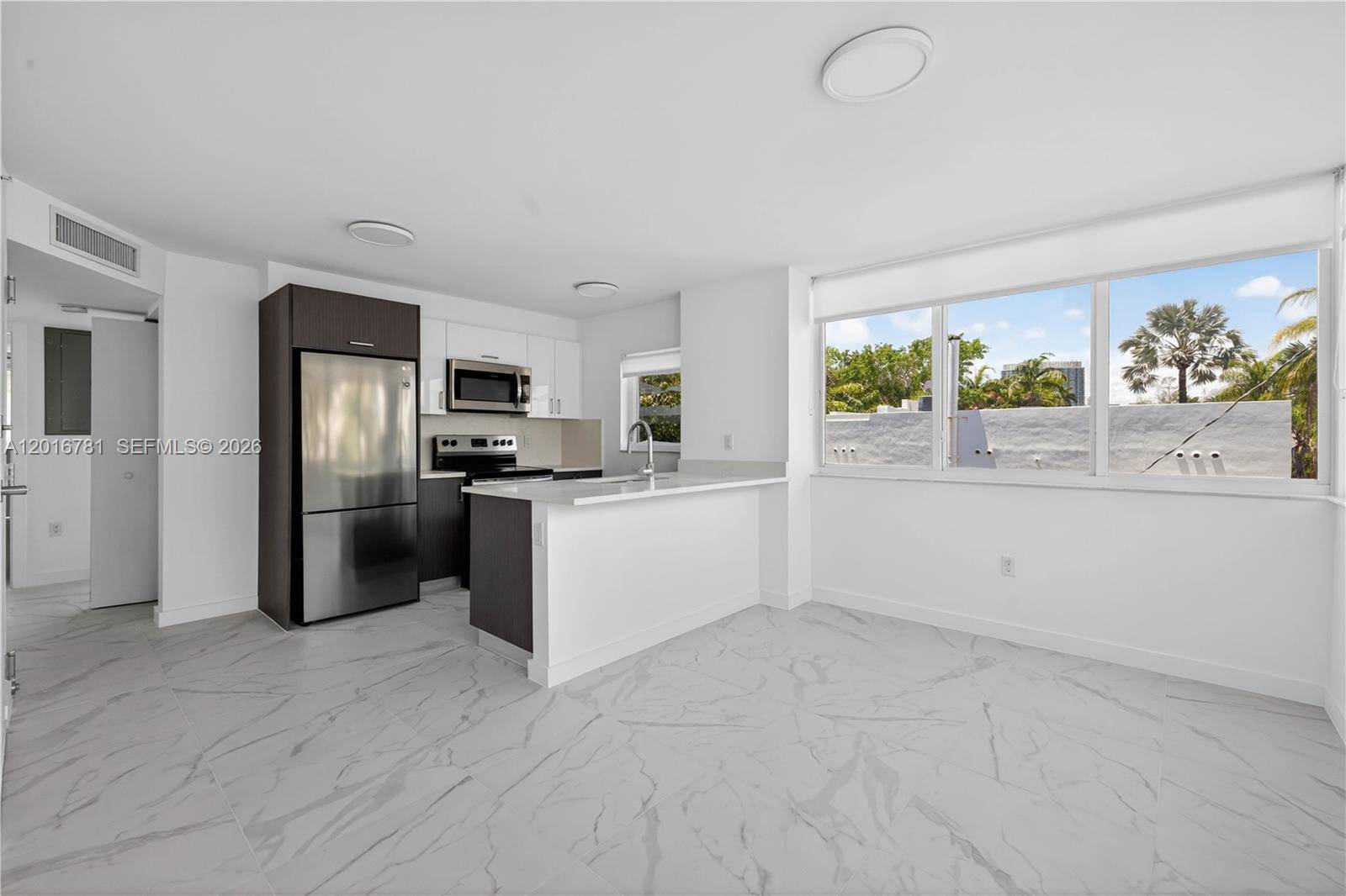 1552 Euclid AveMiami Beach - Apartments-Annual,Apartment condo unit 08 - picture