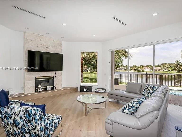 14332 Ardoch PlMiami Lakes - picture