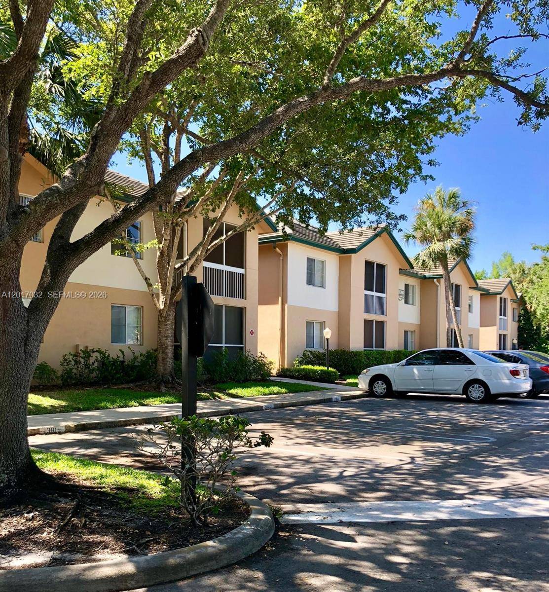 9855 Westview DrCoral Springs - CITATION WAY CONDO condo unit 723 - picture