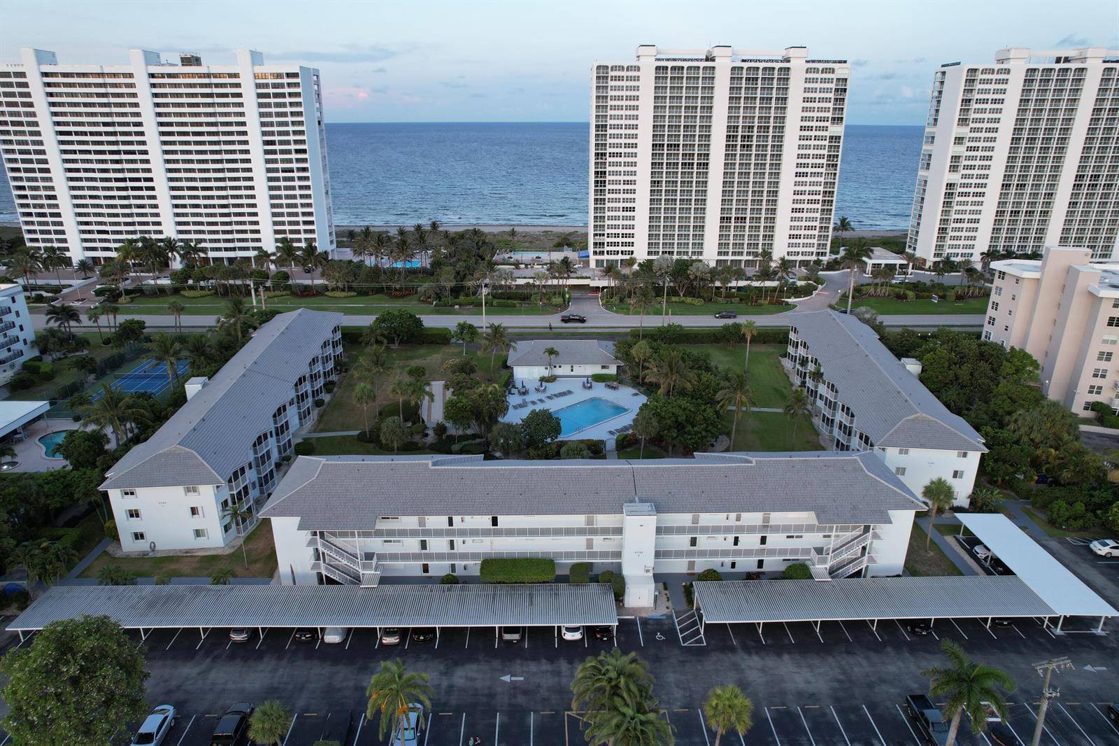 2700 BanyanBoca Raton - BOCA RATON HARBOUR APTS CO,BOCA RATON HARBOUR condo unit C 3 - picture