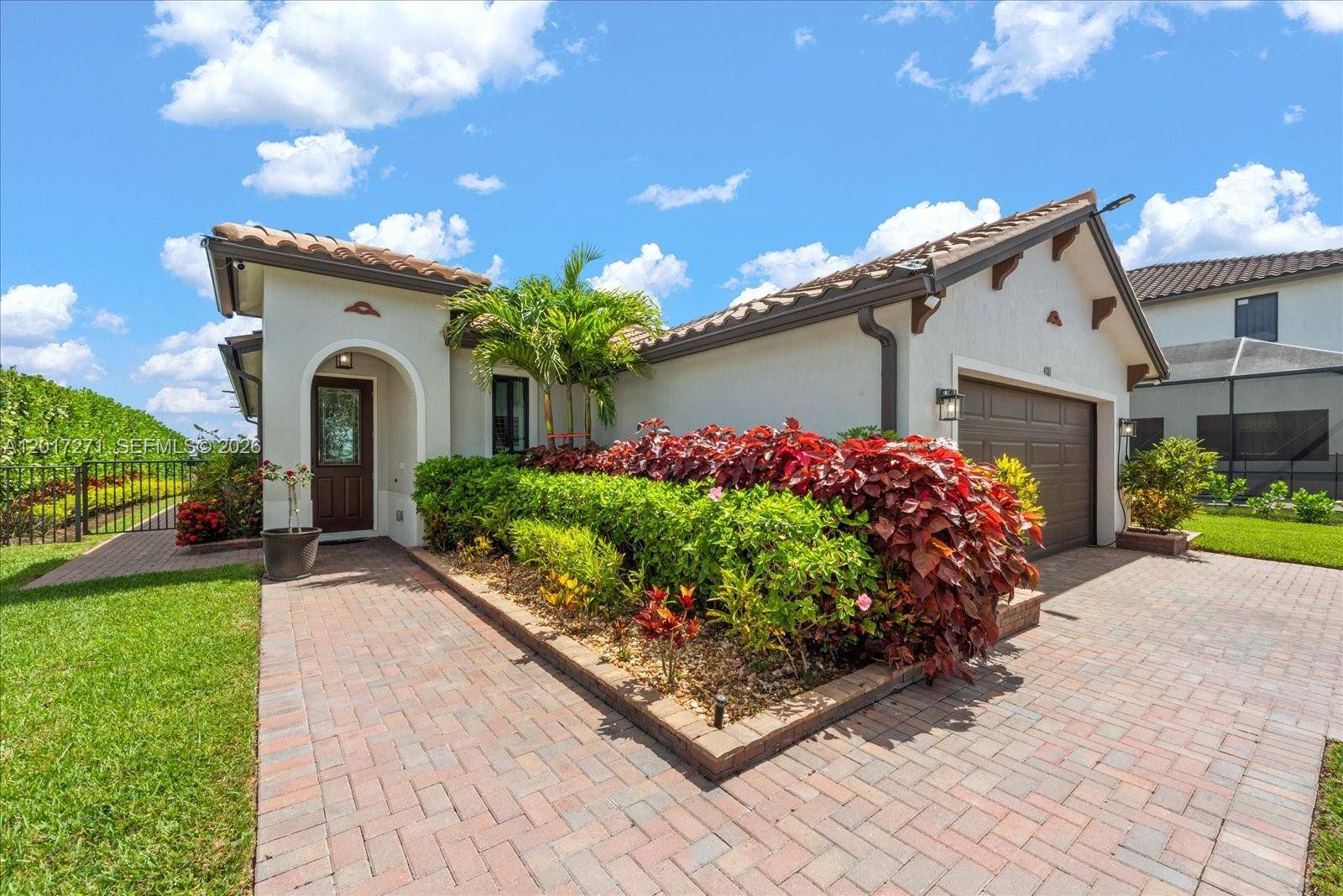4881 Iron Horse WayAve Maria - picture