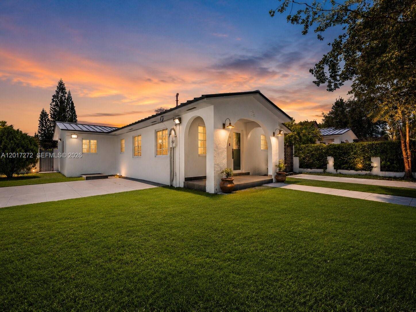 1900 SW 24th StMiami - picture