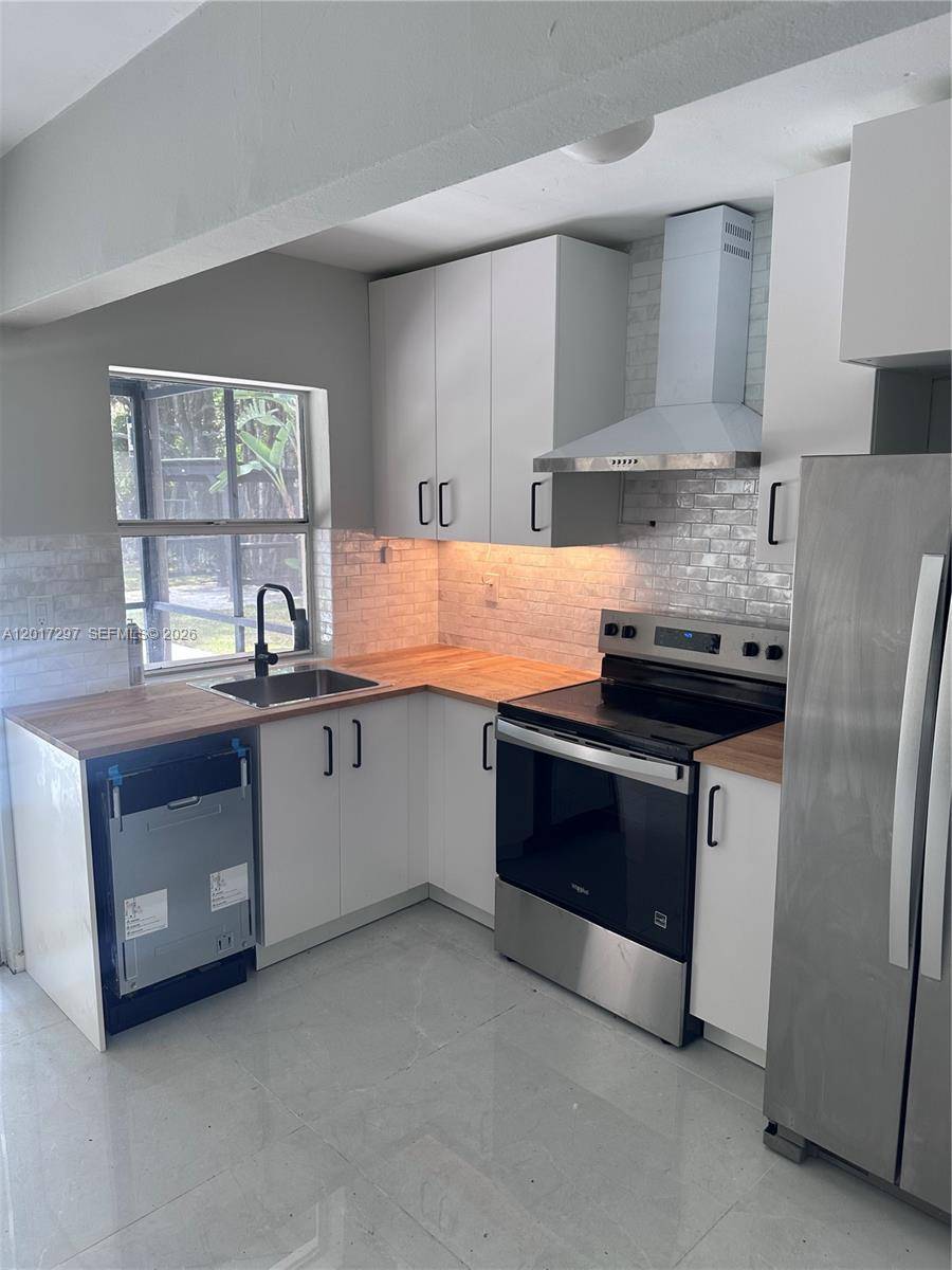 200 SE 19th StFort Lauderdale - picture