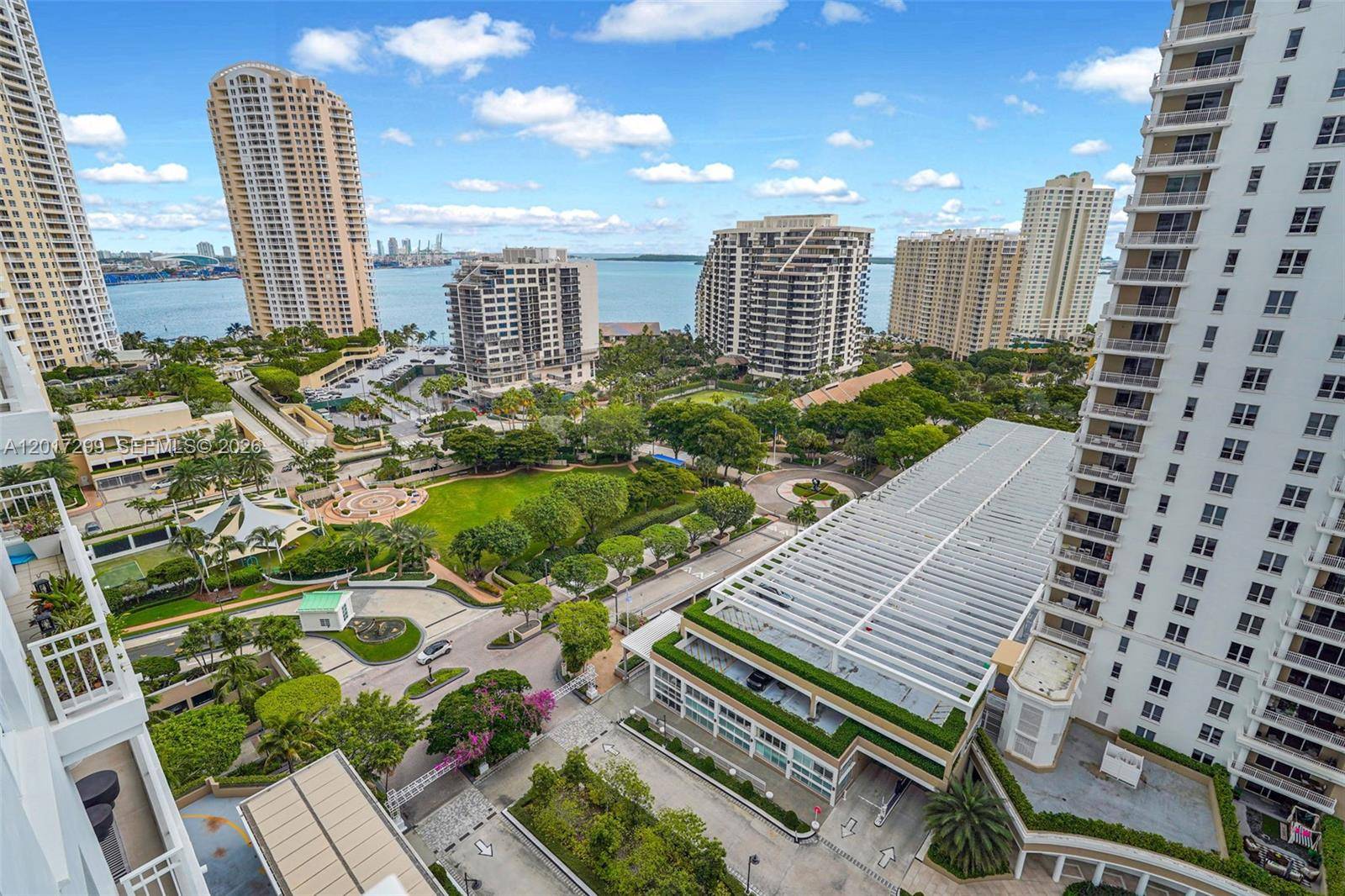801 S Brickell Key BlvdMiami - COURTS BRICKELL KEY CONDO condo unit 1909 - picture