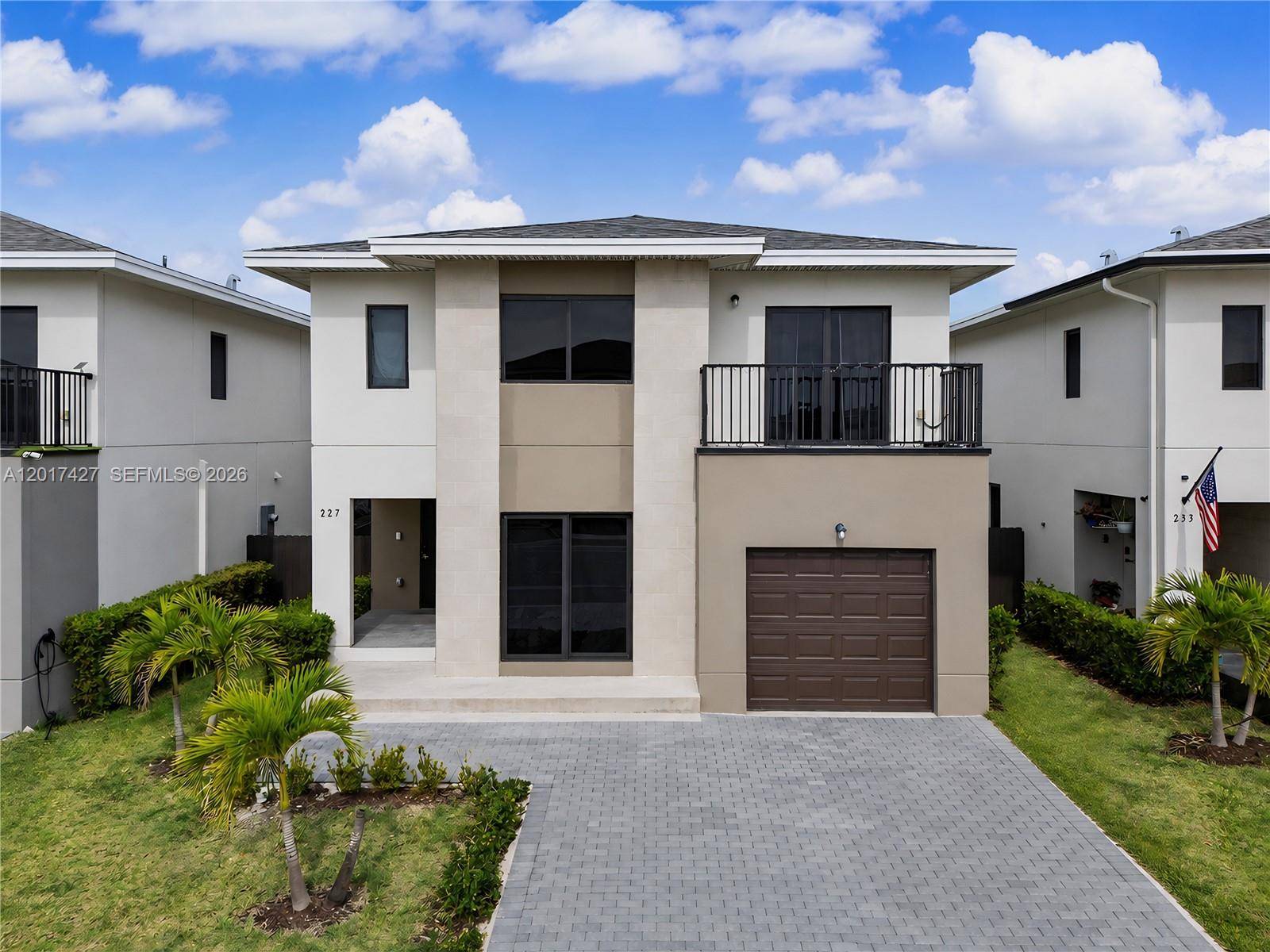 227 NW 13th PlFlorida City - picture