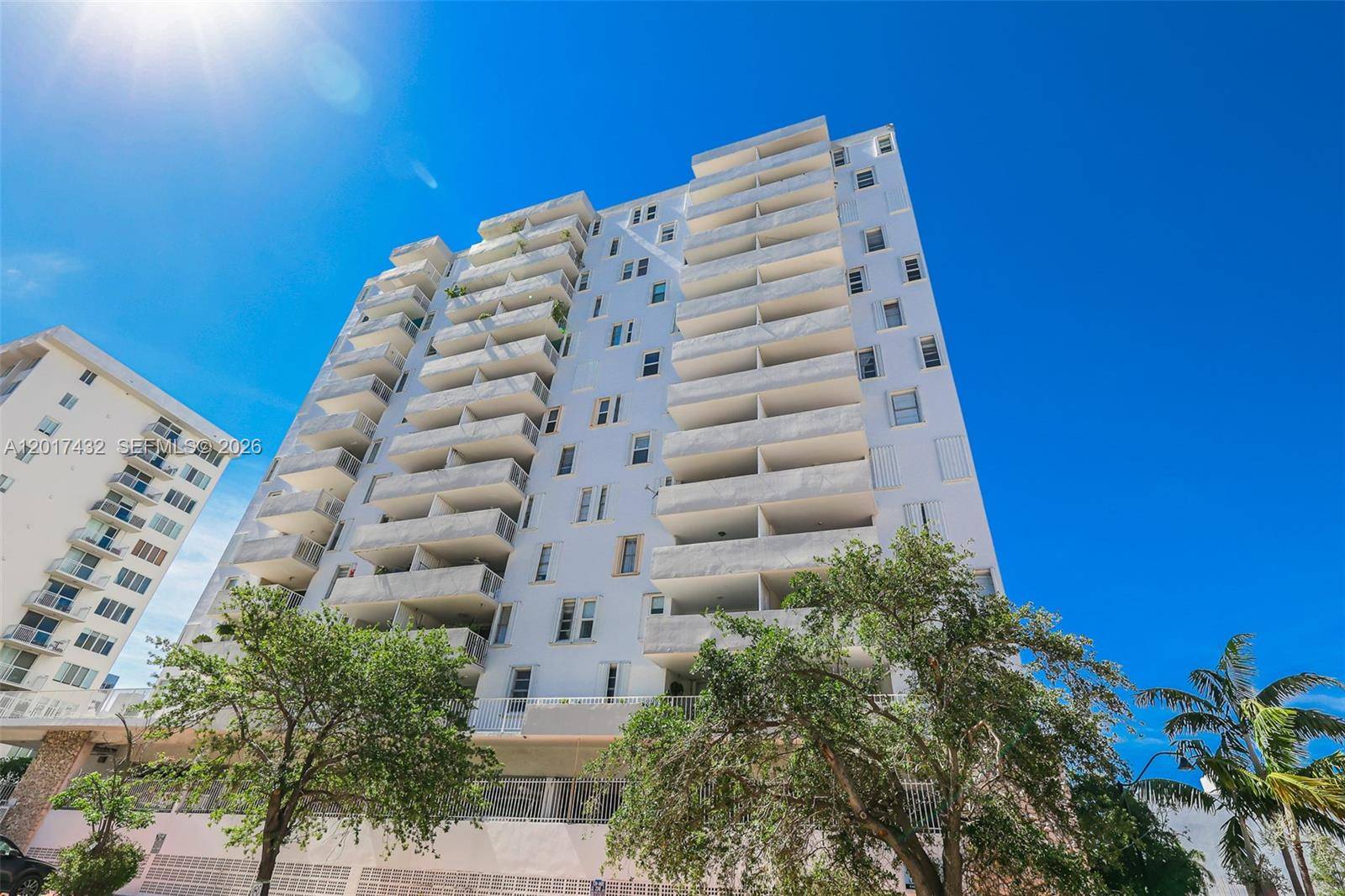 1331 Lincoln RdMiami Beach - LINCOLN WEST TOWERS CONDO condo unit 704 - picture