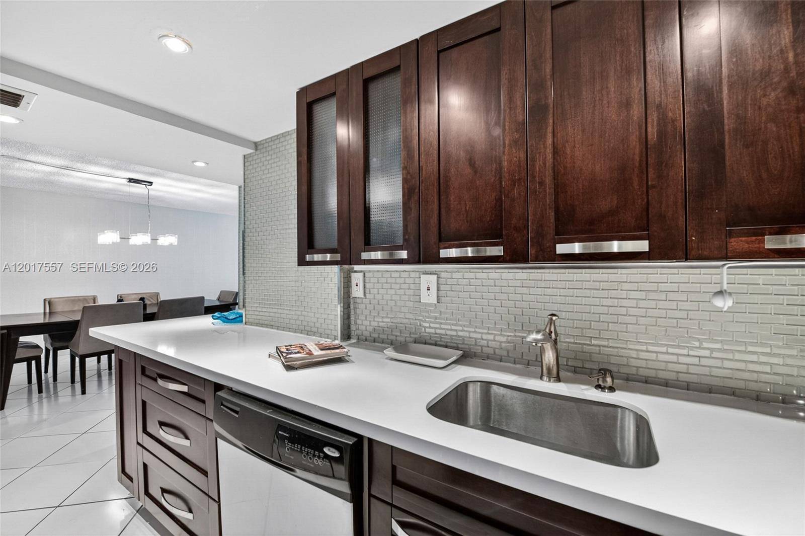 2401 Collins AveMiami Beach - THE RIVIERA CONDO condo unit 1107 - picture