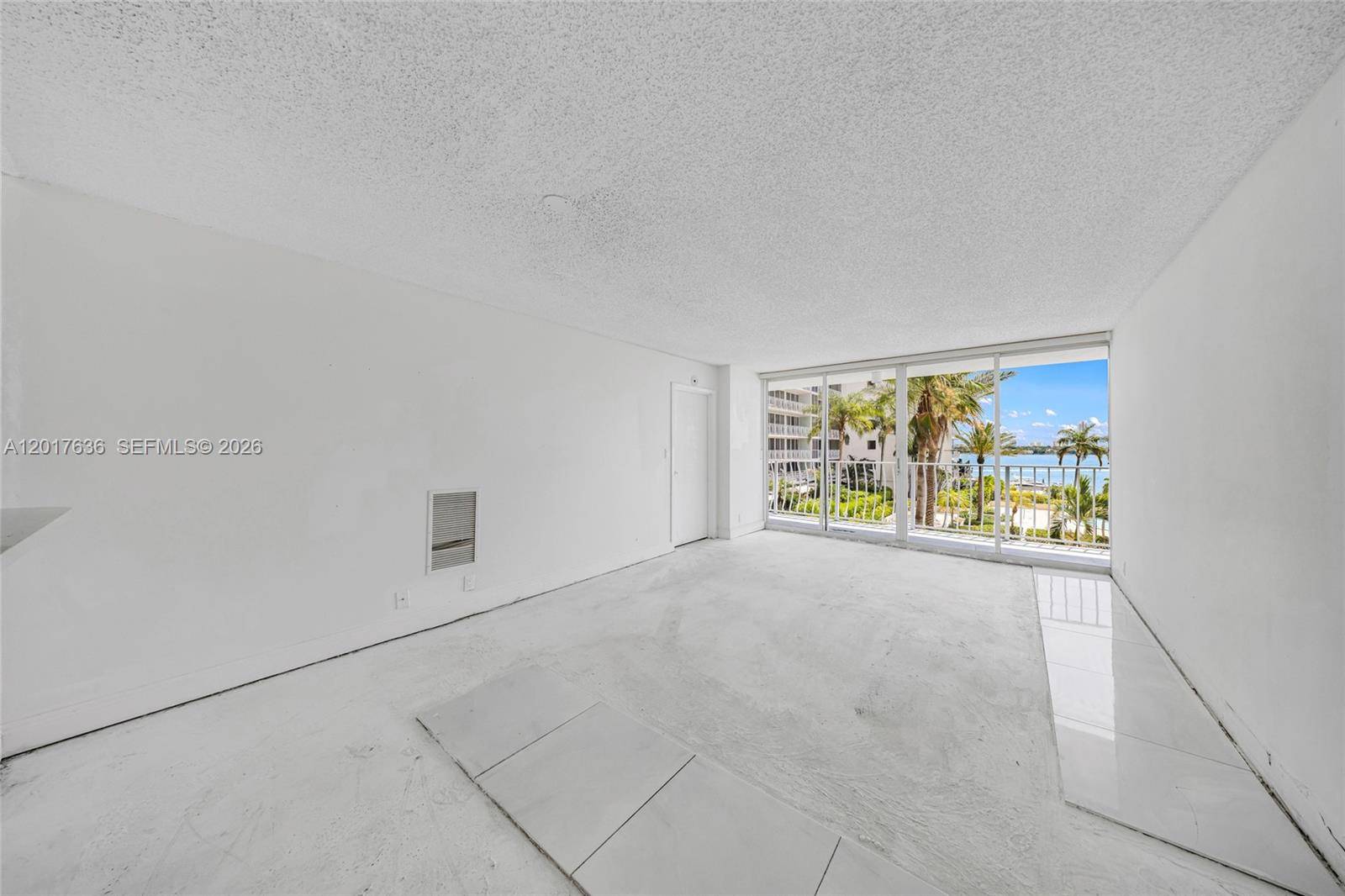 7601 E Treasure DrNorth Bay Village - Condo 5+ Stories,Condo condo unit 609 - picture
