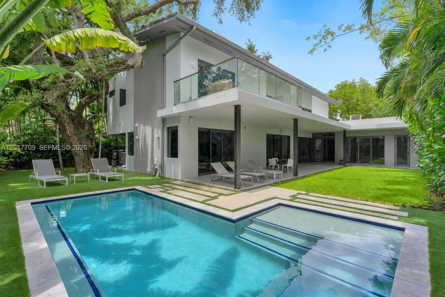 10 Samana DrMiami - picture