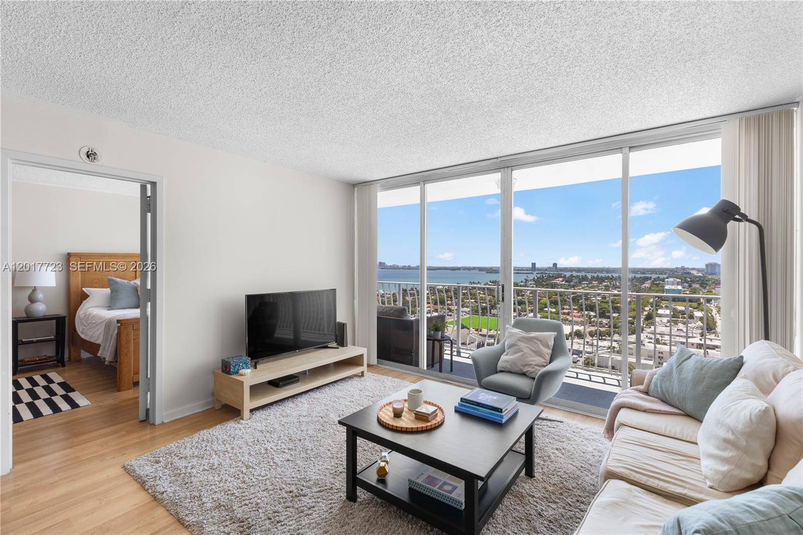 7601 E Treasure DrNorth Bay Village - Condo 5+ Stories,Condo condo unit 2001 - picture