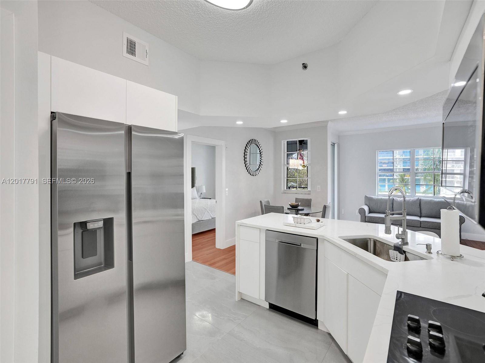 3245 NE 184th StAventura - Condo/Co-Op/Annual,Condo condo unit 13305 - picture
