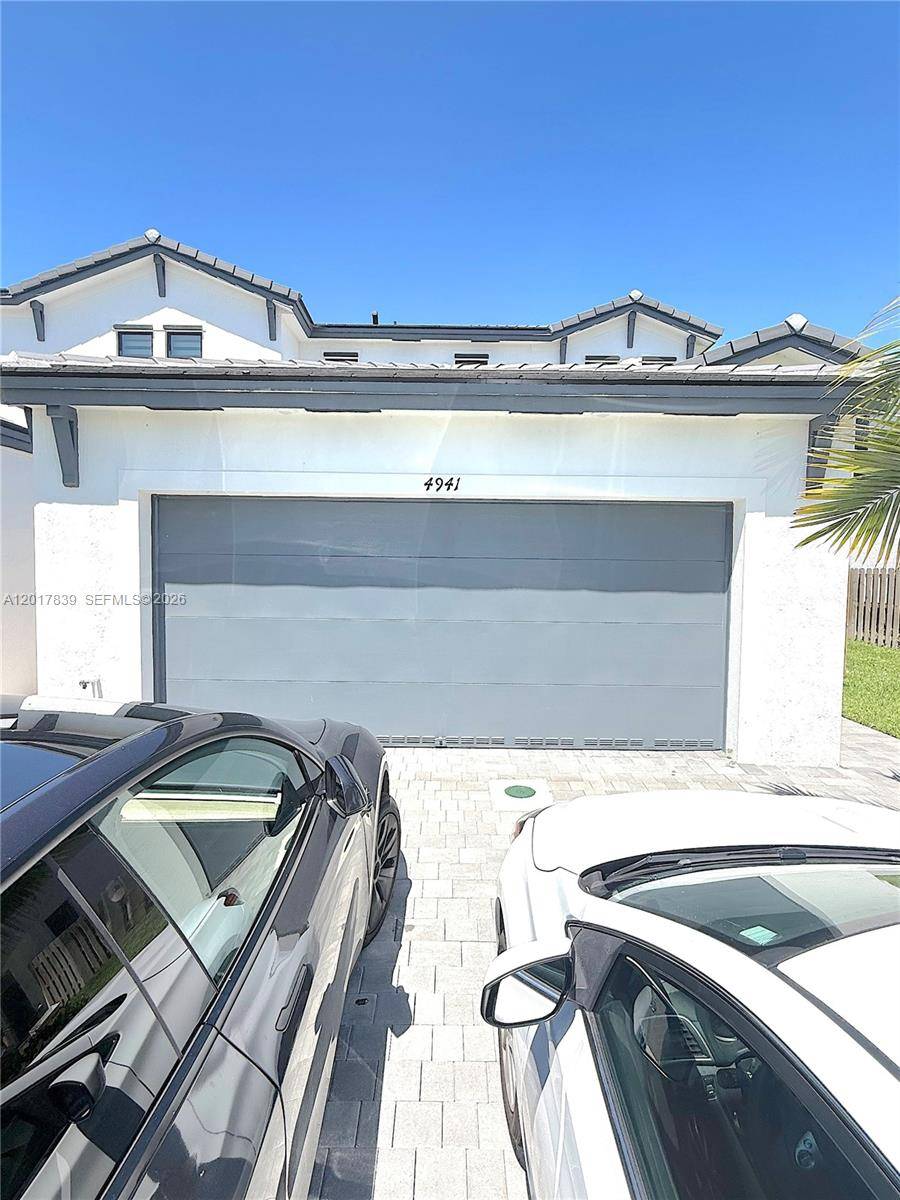 4941 Oakmont DrDania Beach - Townhouse condo unit 5838 - picture