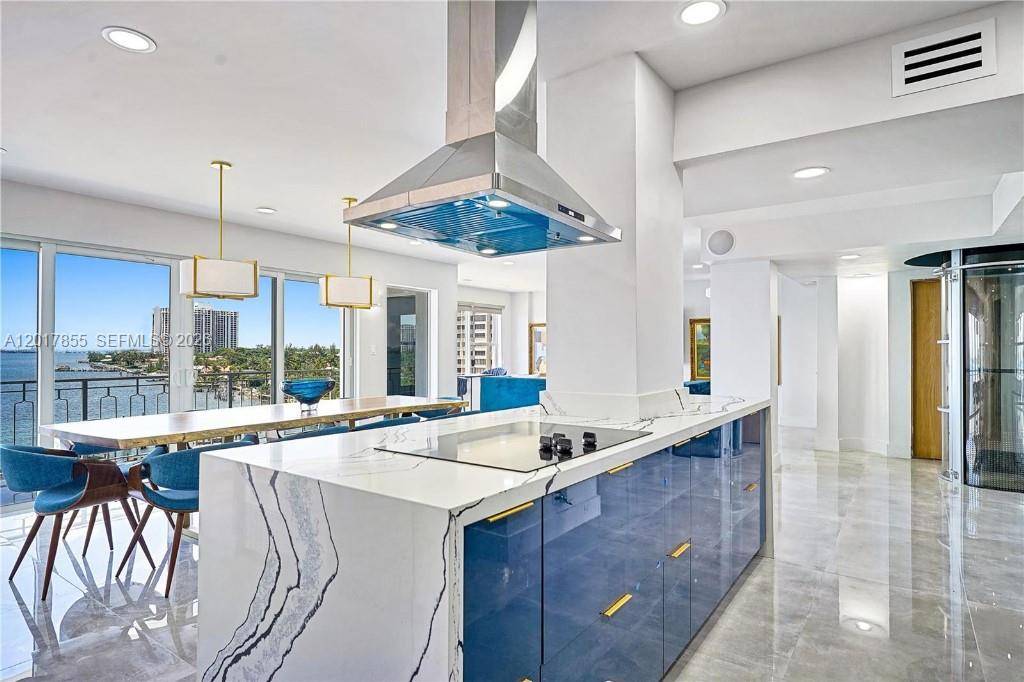 11111 Biscayne BlvdMiami - Condo/Co-Op/Off Season,Condo condo unit 7E - picture