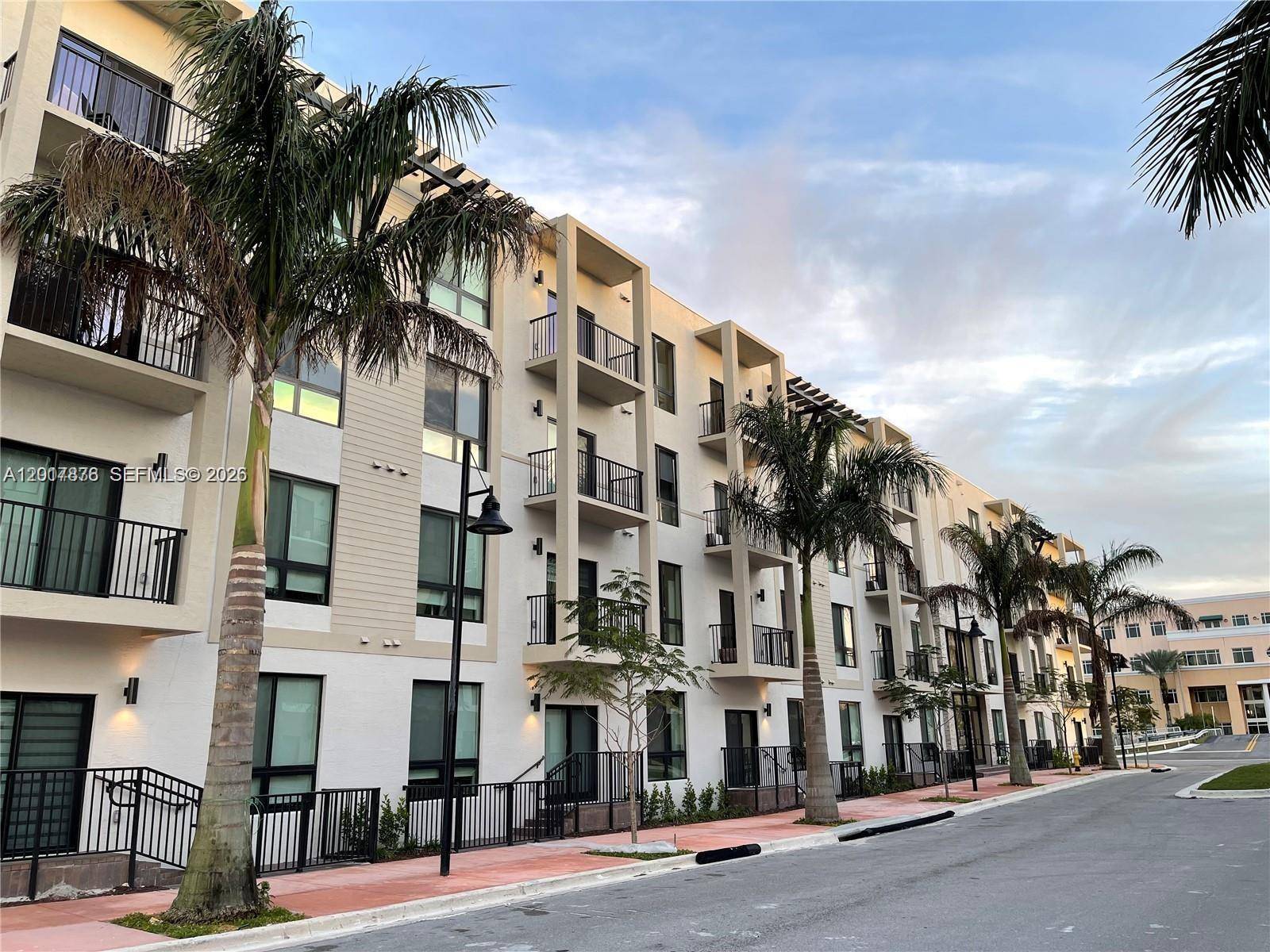 8201 NW 41st StDoral - DOWNTOWN DORAL SOUTH PHAS condo unit D-203 - picture