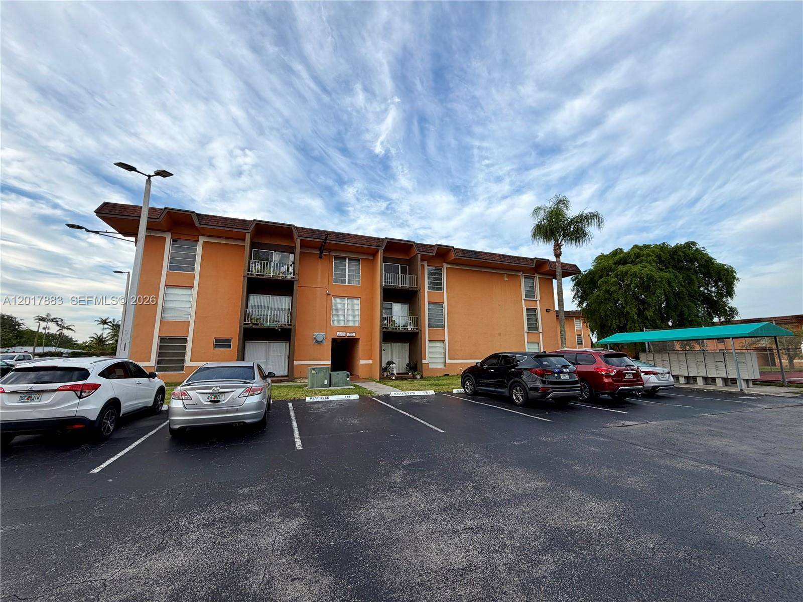 9429 SW 76th StMiami - Condo 1-4 Stories,Condo condo unit W25 - picture