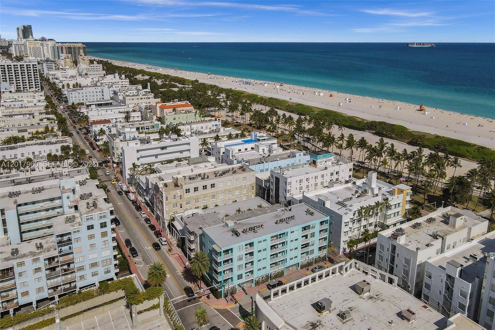 713 Collins AveMiami Beach - Condo/Co-Op/Annual,Condo condo unit 42 - picture