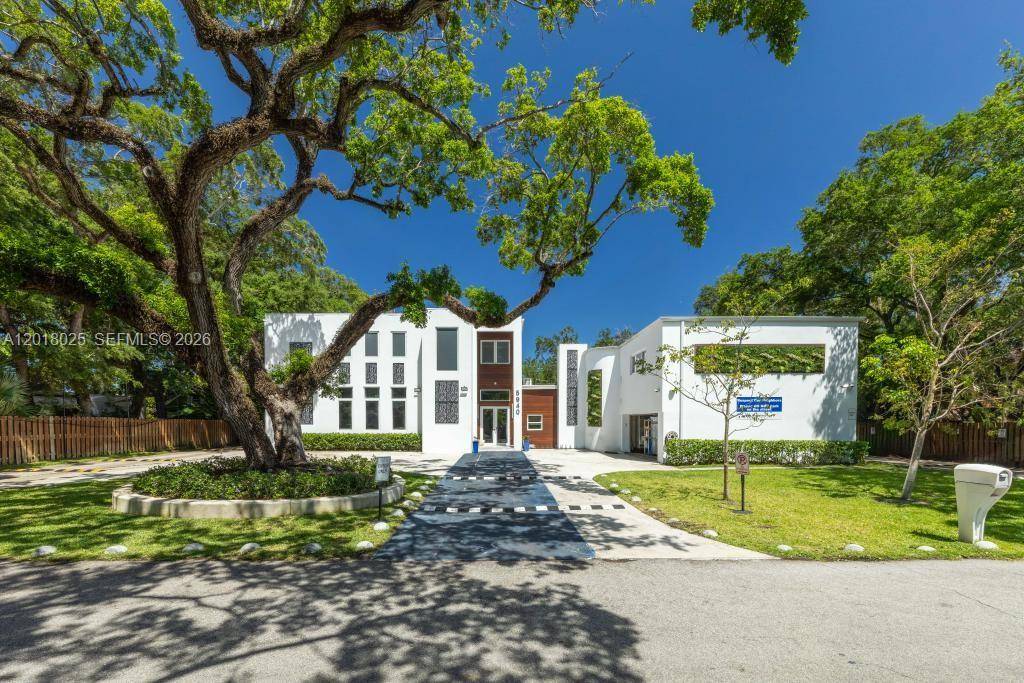 5940 SW 37th AveDania Beach - picture