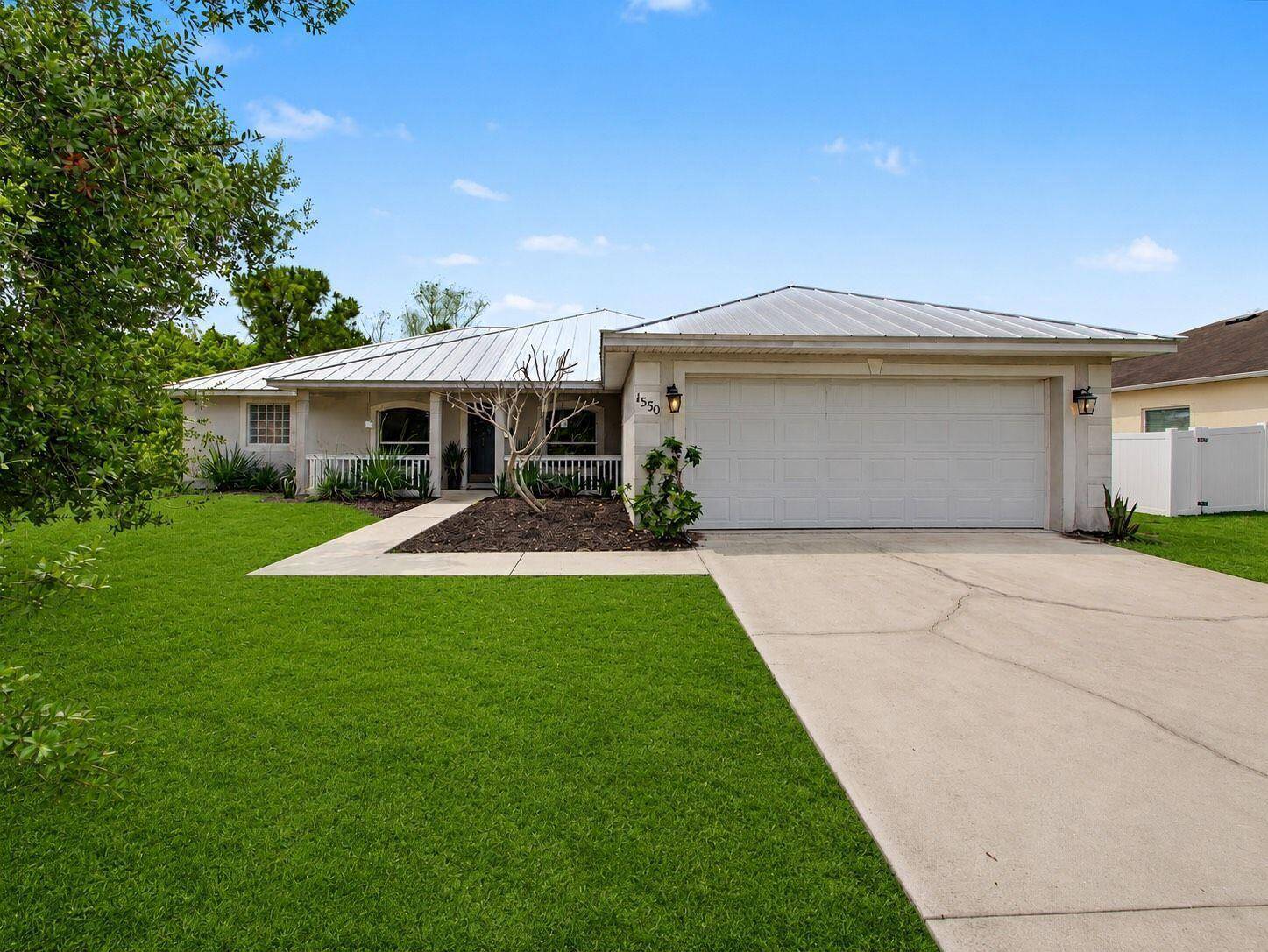 1550 SW KosnarPort St. Lucie - picture