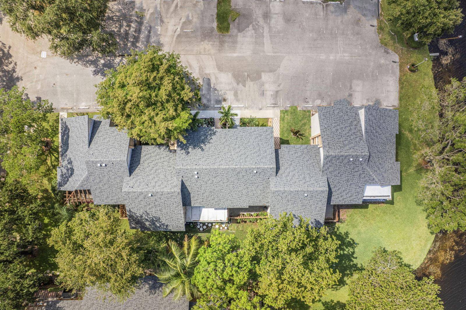 32 Wimbledon LakePlantation - WIMBLEDON AT JACARANDA CON condo unit 221 - picture