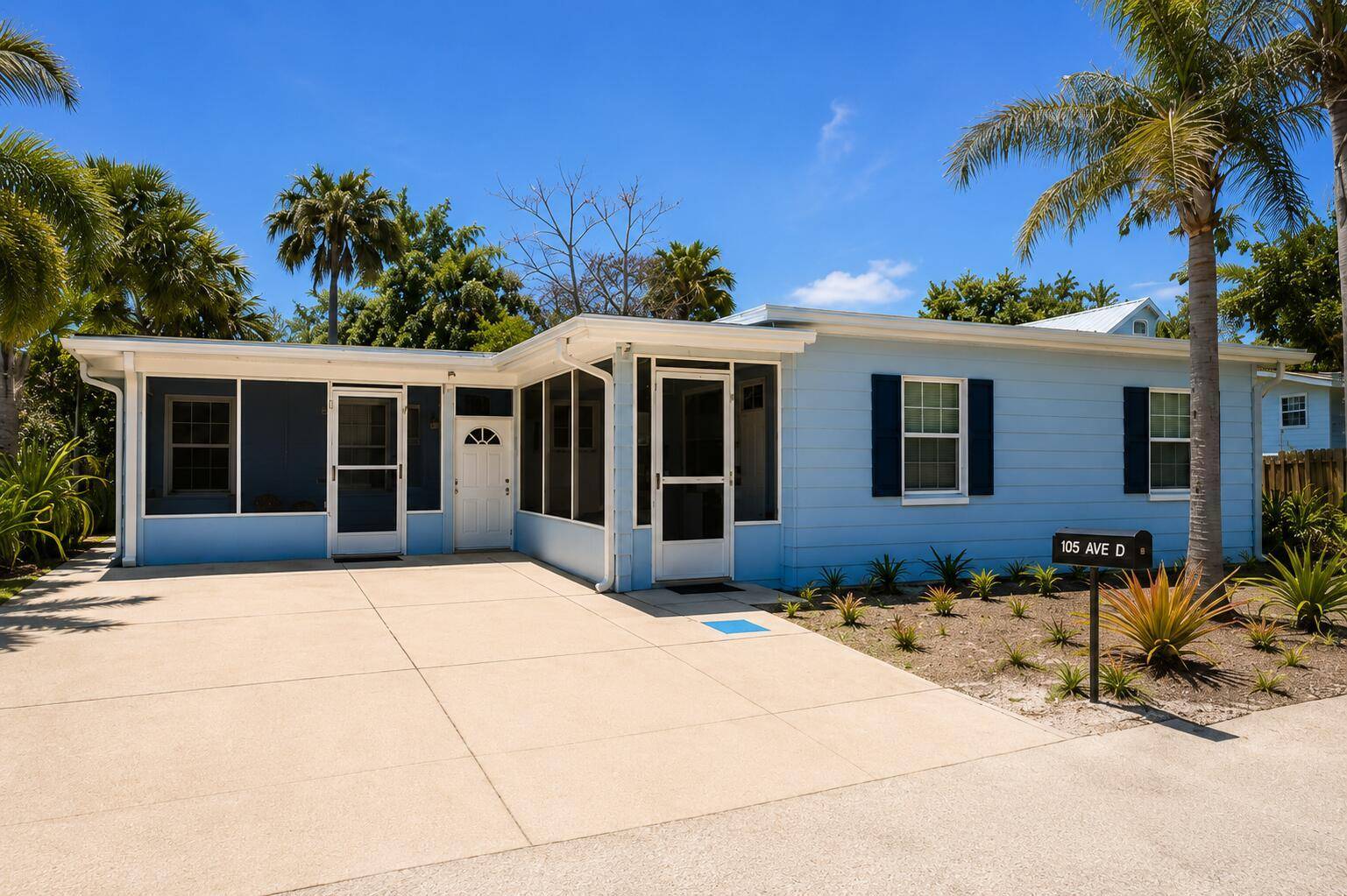 105 Ave DFort Pierce - Duplex condo unit Unit A & Unit B - picture