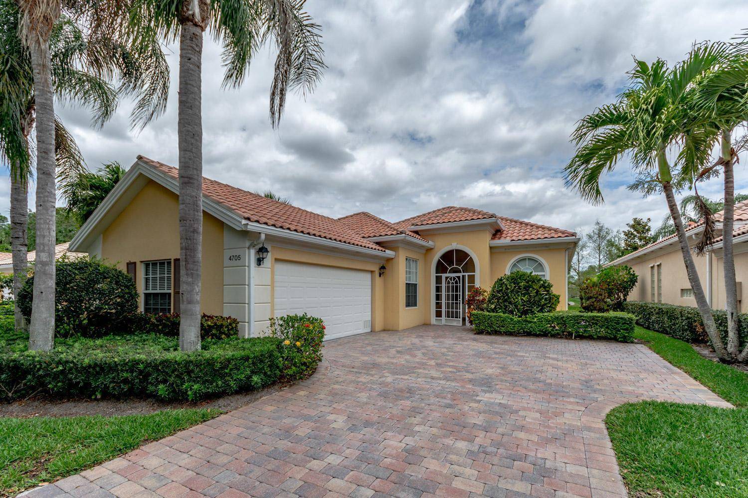 4705 DovehillPalm Beach Gardens - picture