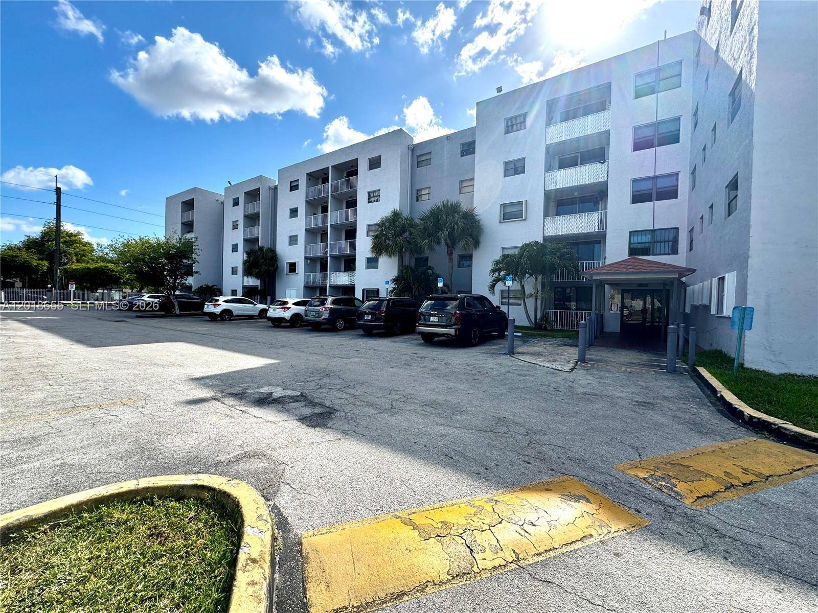 8145 NW 7th StMiami - Condo 1-4 Stories,Condo condo unit 404 - picture