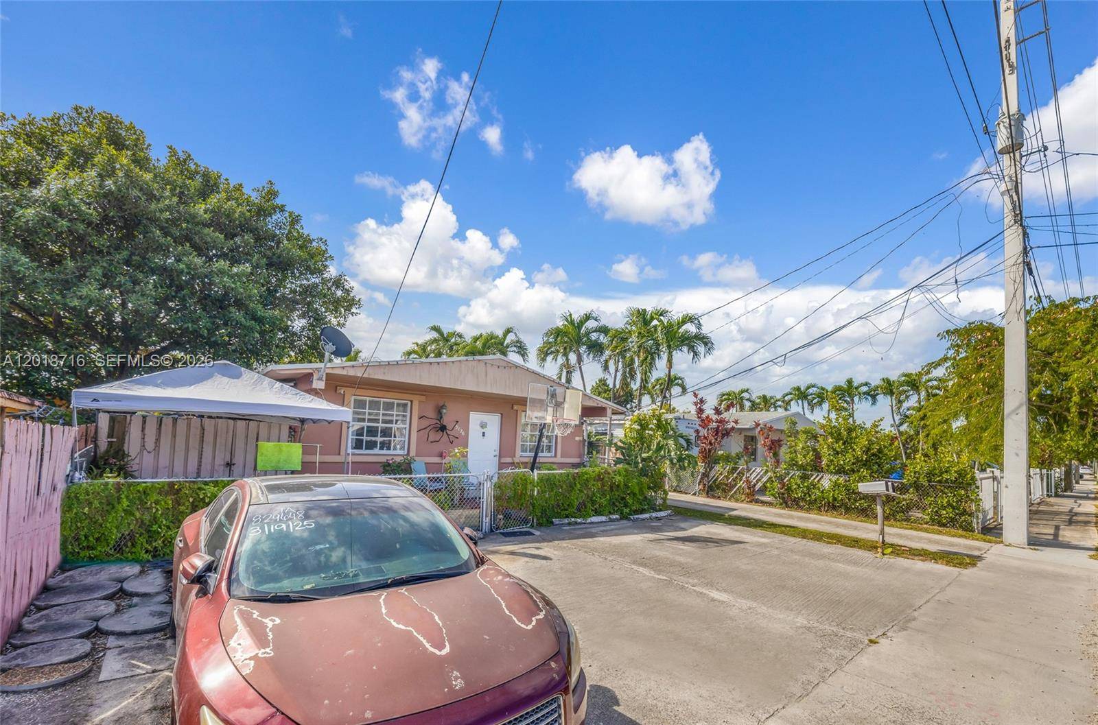 3126 NW 28th StMiami - picture