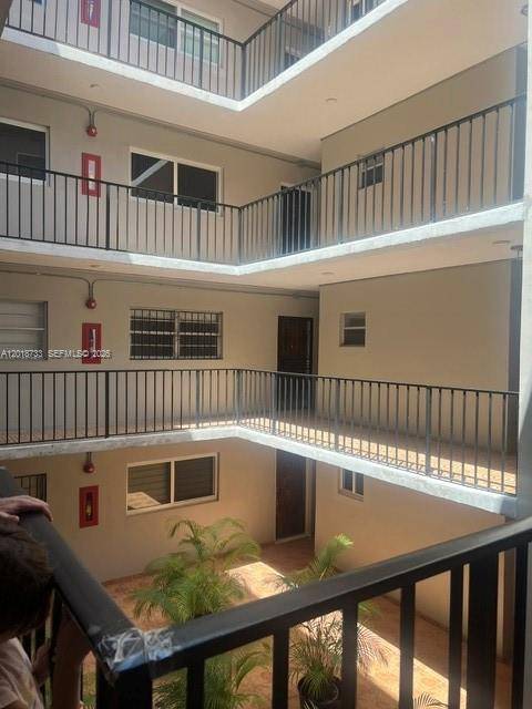 6965 Harding AveMiami Beach - Condo 5+ Stories,Condo condo unit 305 - picture