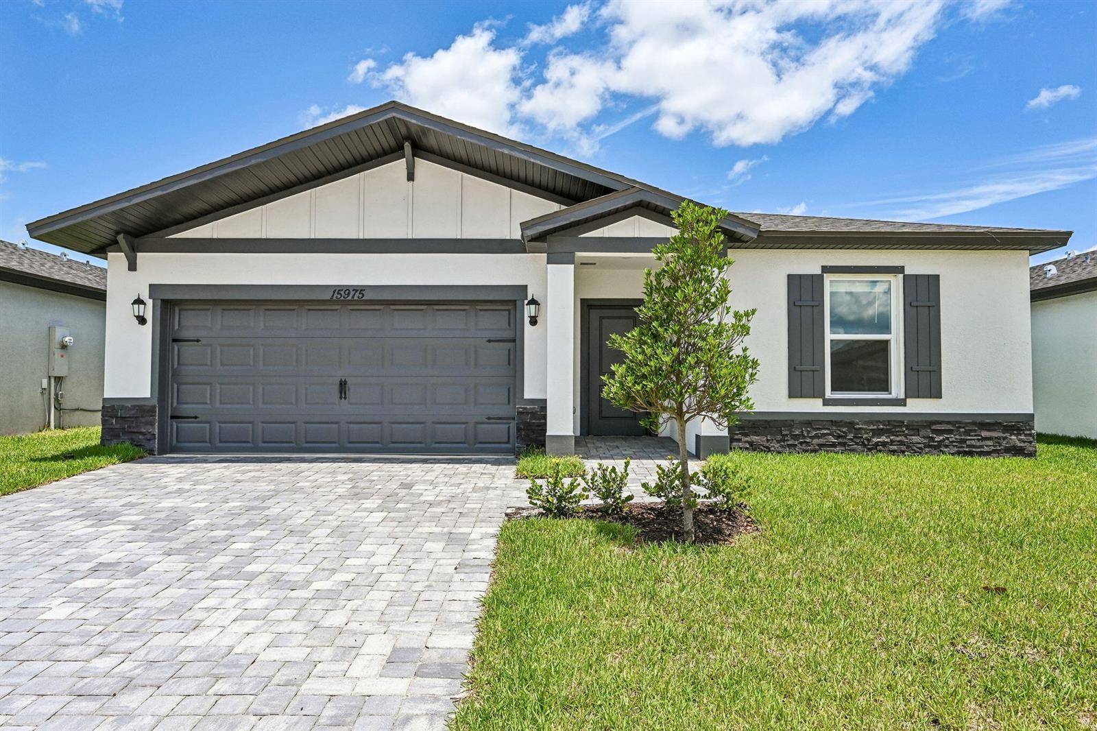 15975 SW Vine - picture