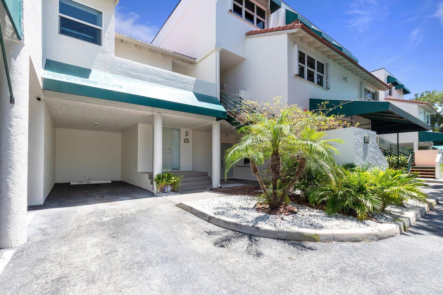 316 N LakeLantana - picture
