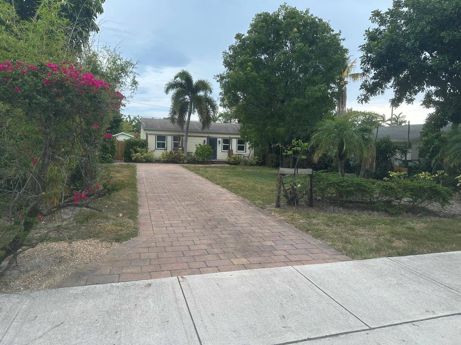 729 SE 2ndDelray Beach - picture