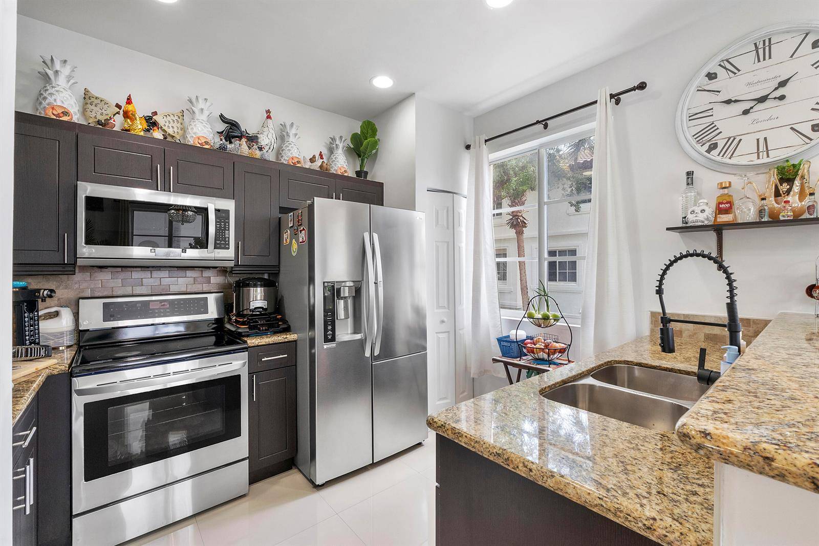 12430 SW 50thMiramar - BOARDWALK AT VIZCAYA CONDO condo unit Unit 147 - picture