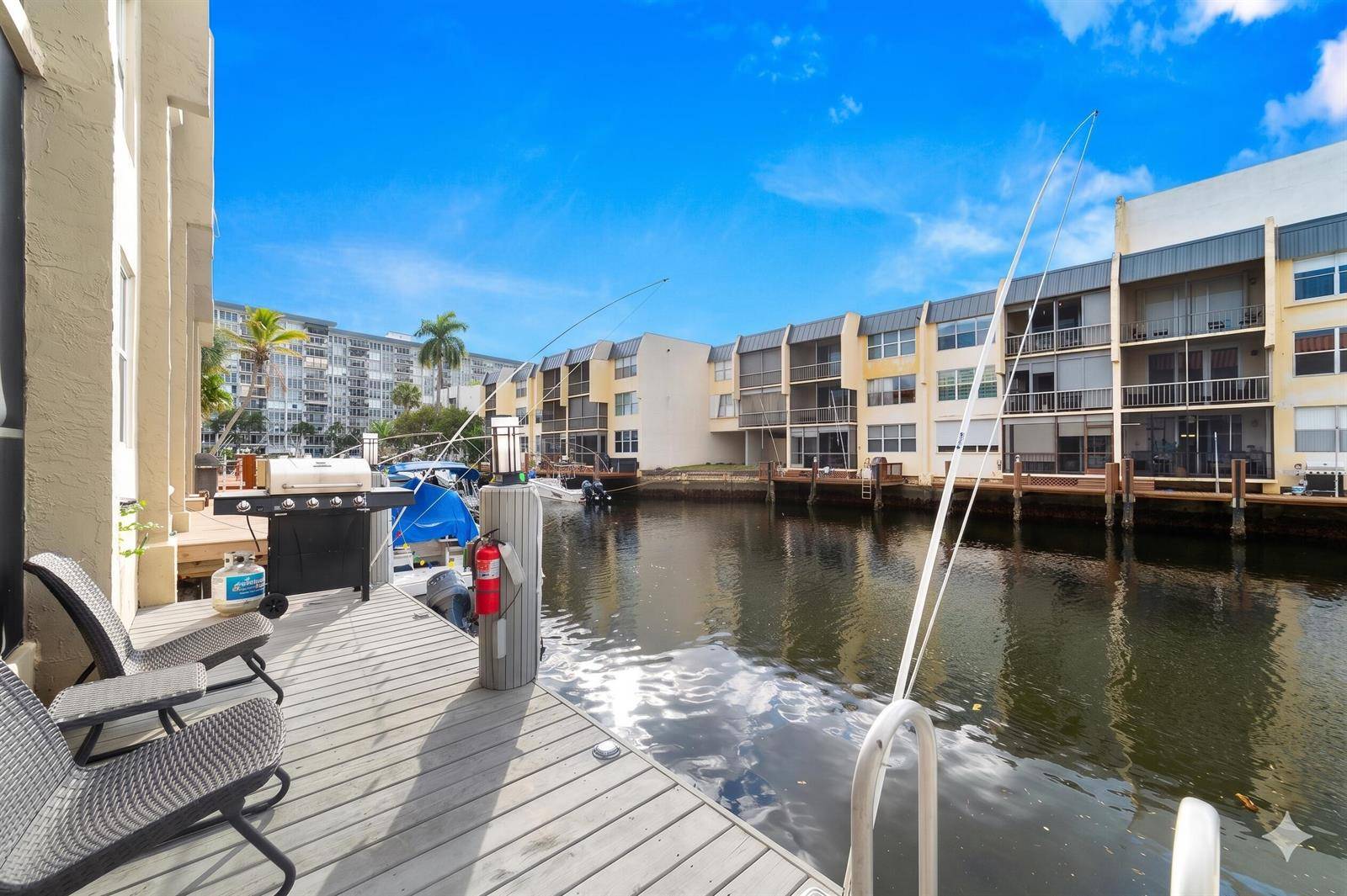 777 S FederalPompano Beach - ISLAND CLUB THREE CONDO condo unit D103 - picture