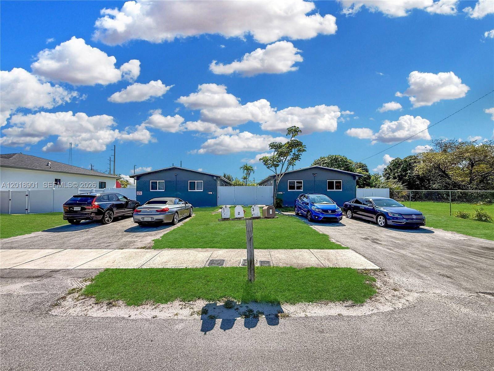 2620 NW 18th TEROakland Park - picture