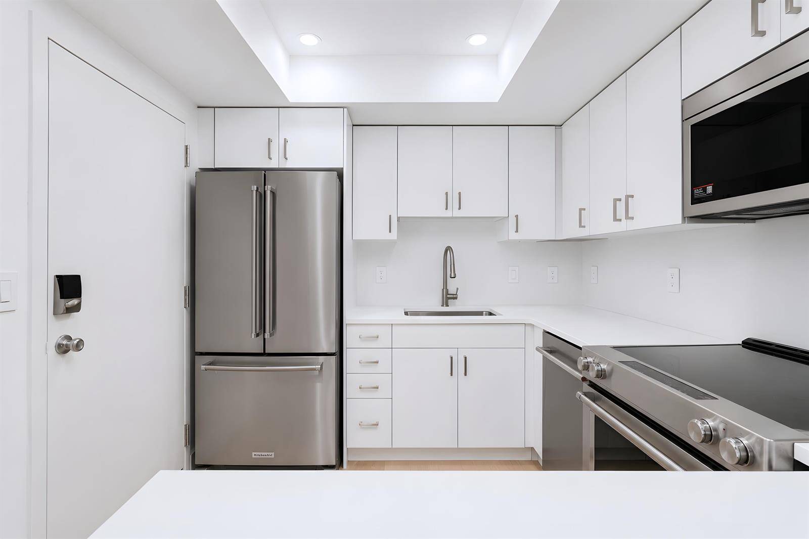 3230 S OceanPalm Beach - La Renaissance condo unit E-410 - picture