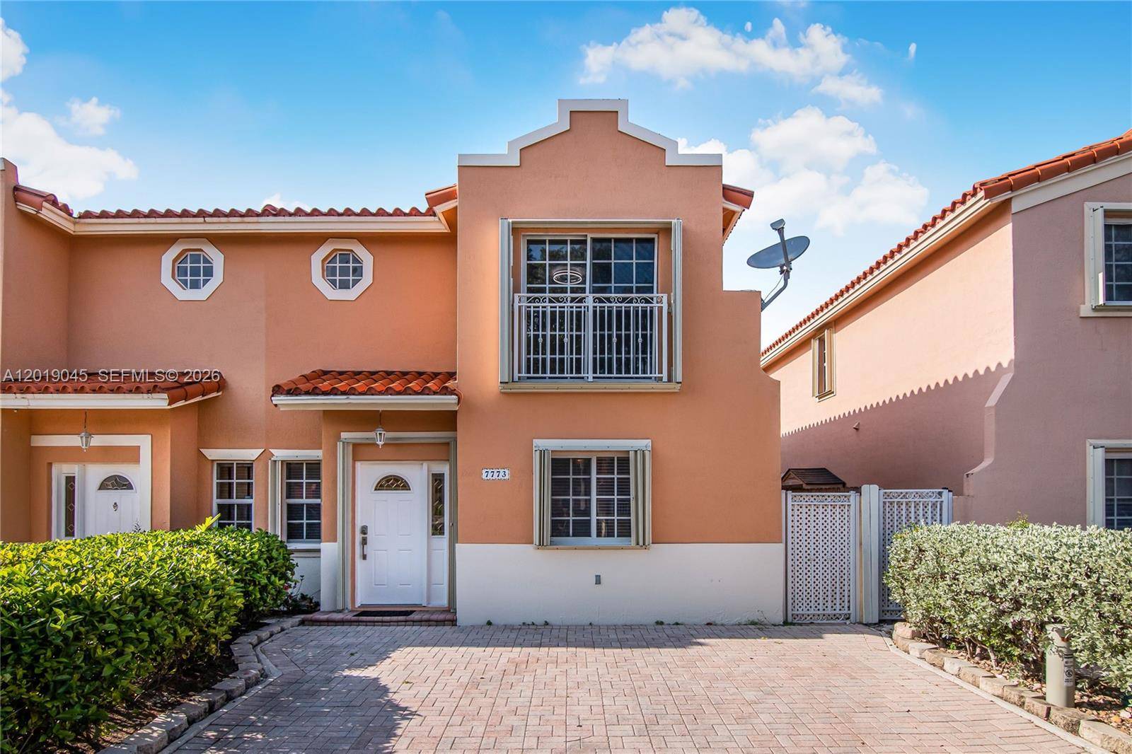 7773 SW 94TH LANEMiami - picture