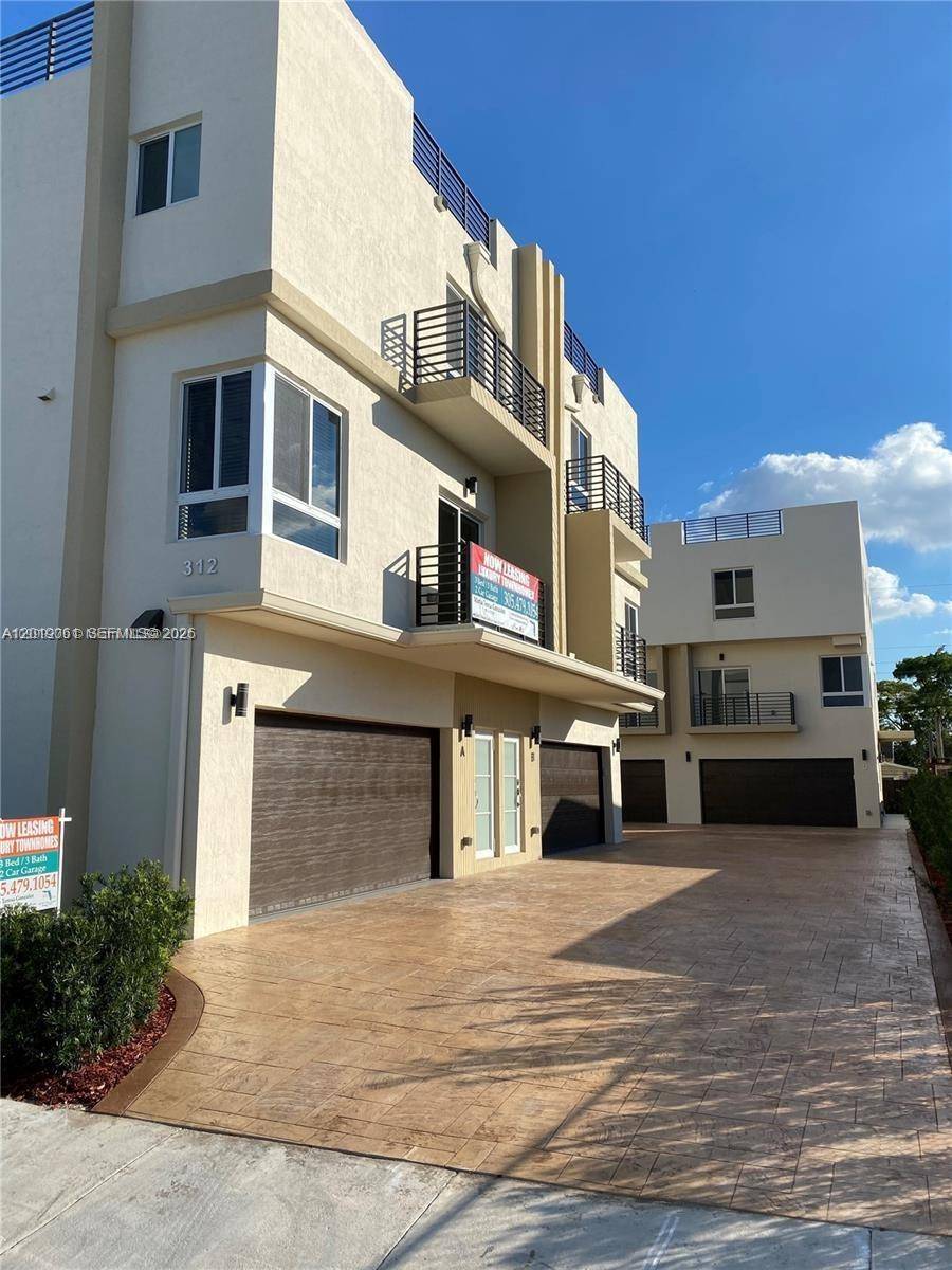 312 E 6th StHialeah - Duplex/Tri/Quad-Annual,Multi Family condo unit A - picture