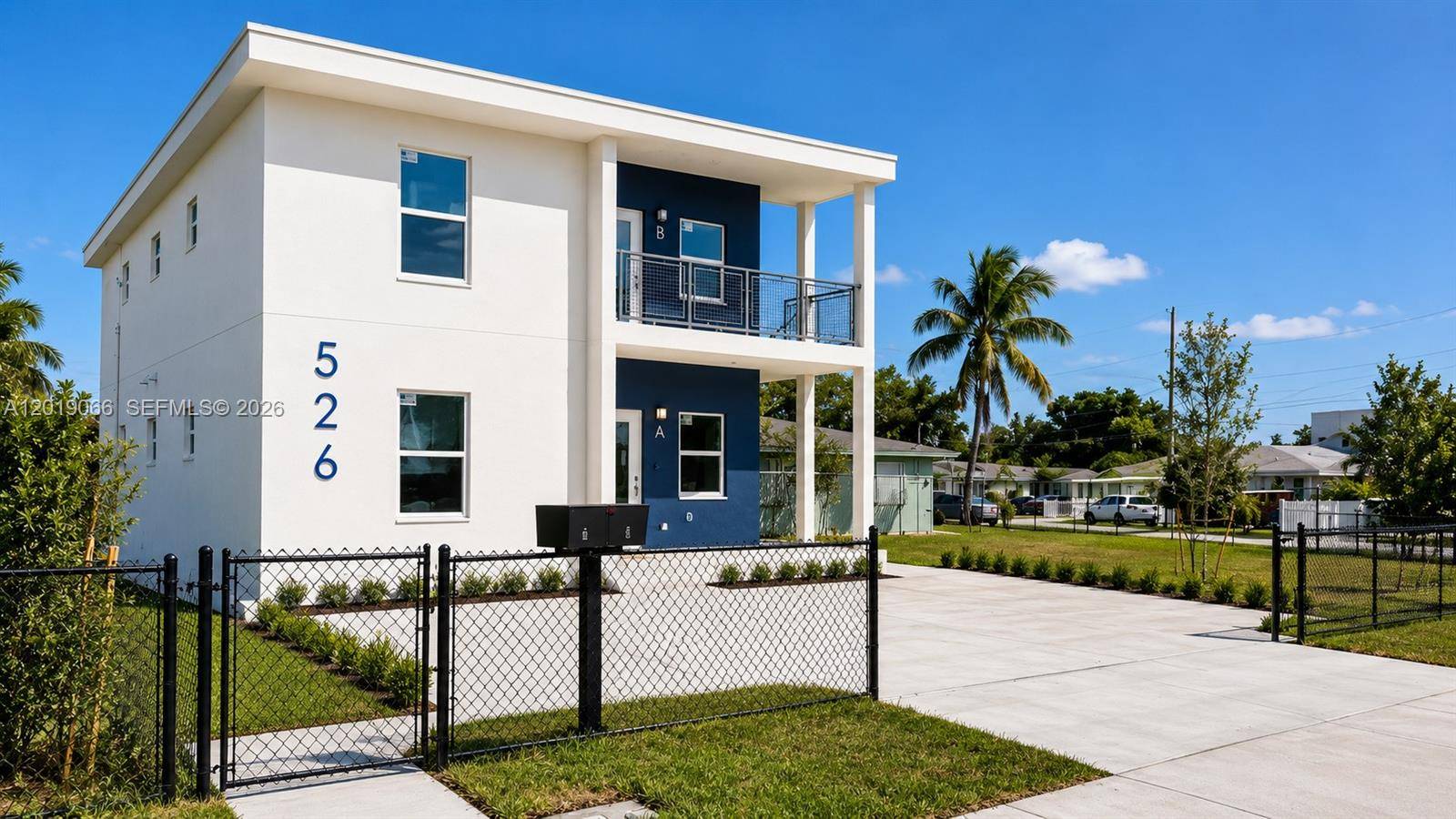 526 NW 6th StHallandale Beach - picture